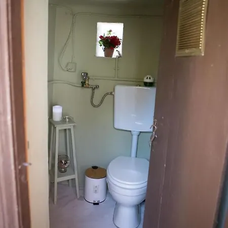 Skinos House